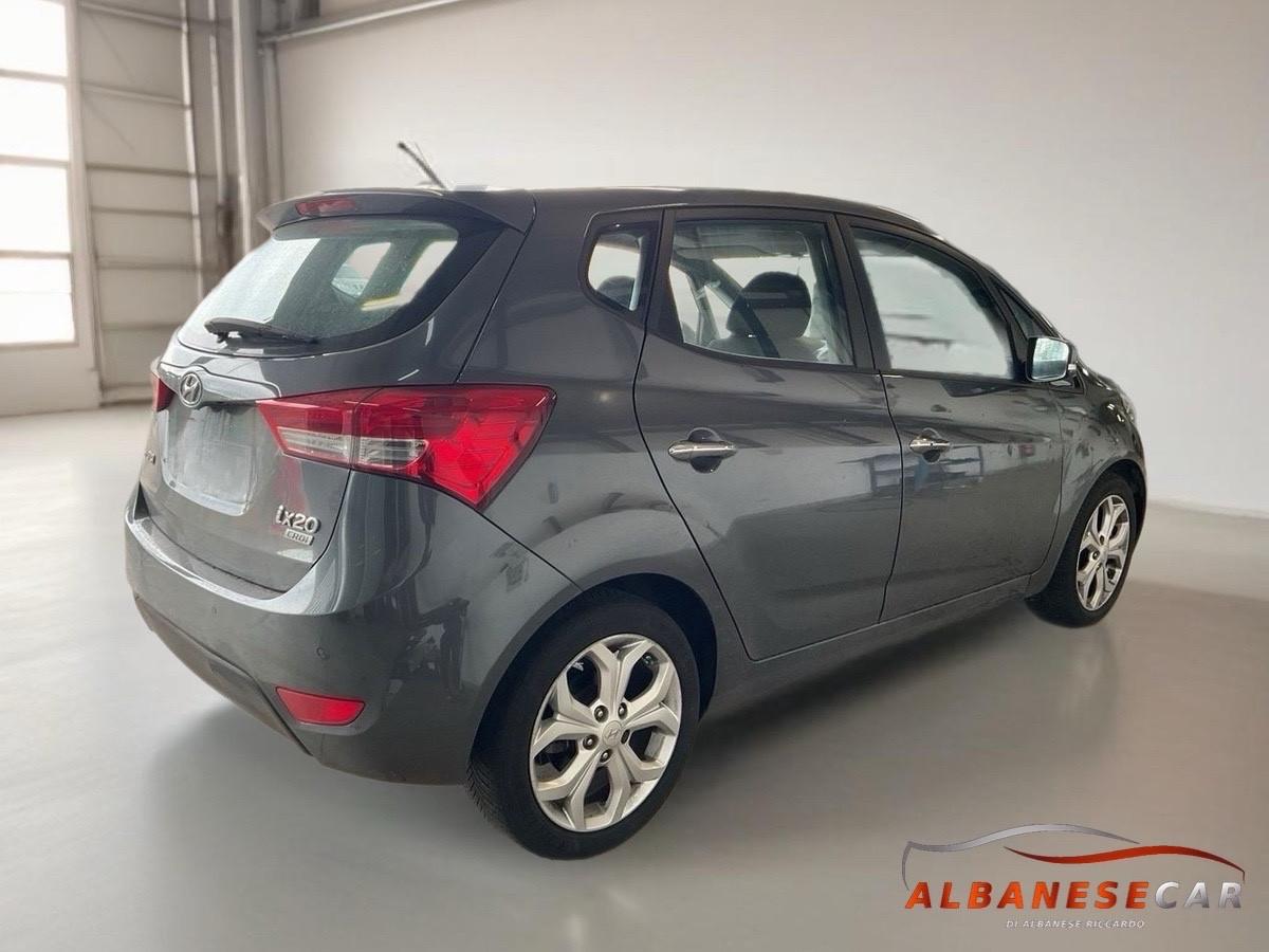 Hyundai iX20 1.4 CRDI 90 CV Style TETTO APRIBILE