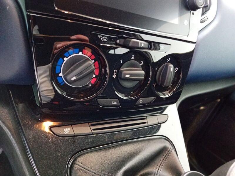 Lancia Ypsilon Ypsilon 1.0 FireFly 5 porte S&S Hybrid Platino