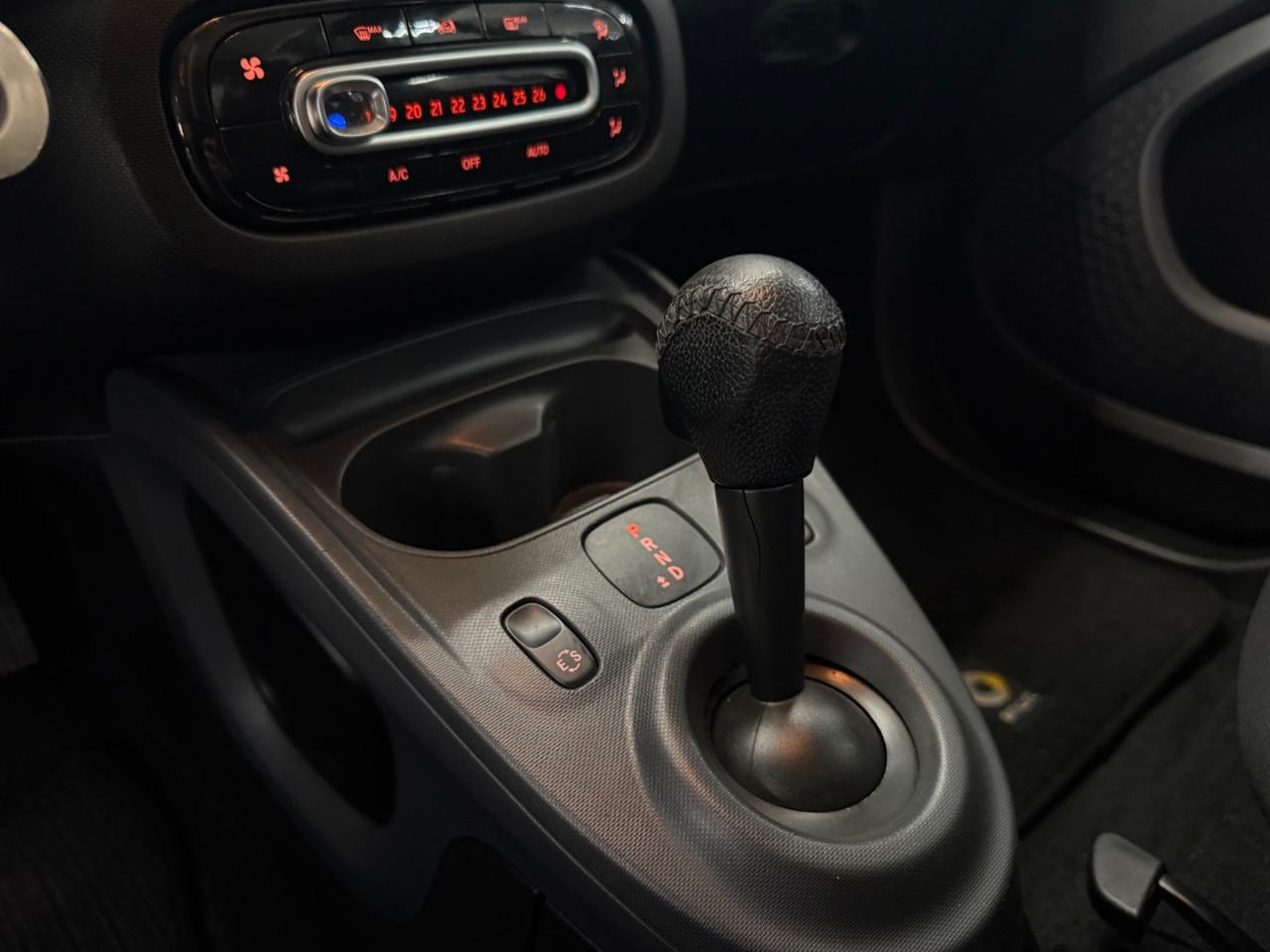 Smart ForTwo 70 1.0 twinamic cabrio Passion Radar PRONTA CONSEGNA