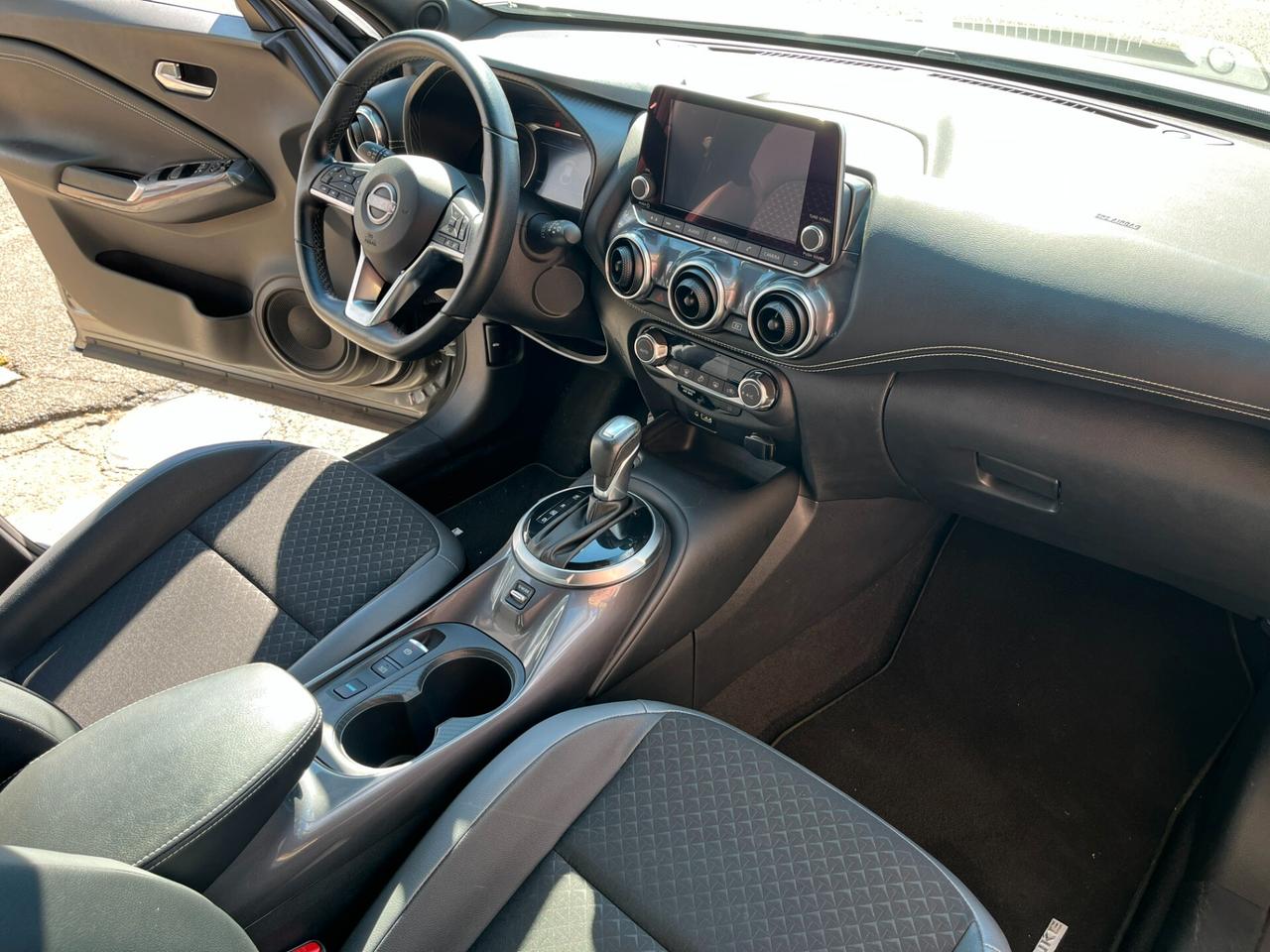 Nissan Juke 1.6 HEV N-Connecta - 2024