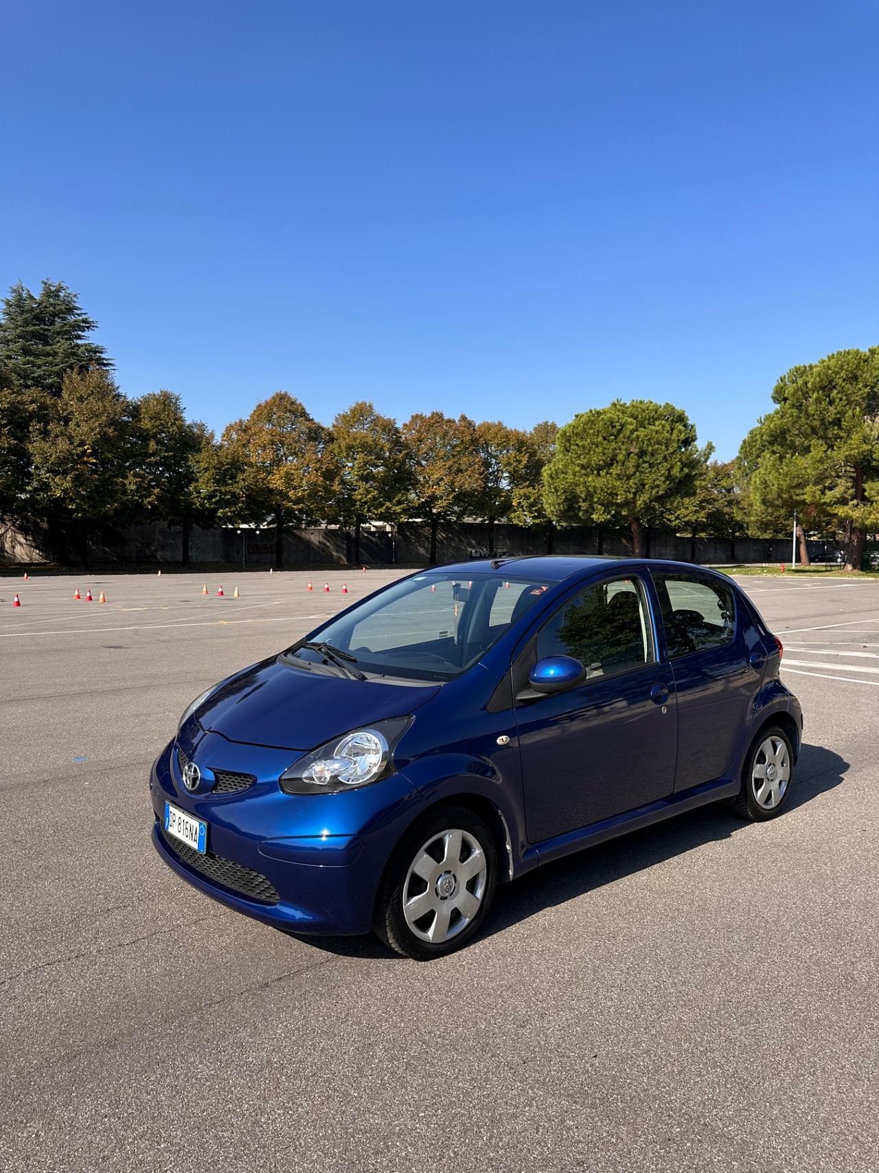 Toyota Aygo 1.0 Benzina 5p Sound Solo 80.000 Km