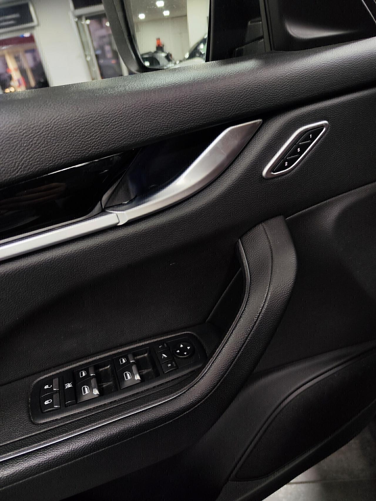 Maserati Levante V6 Diesel 250 CV AWD Granlusso Tetto