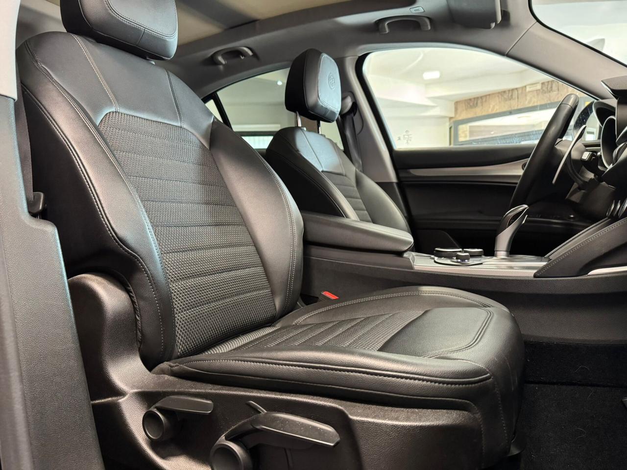 Alfa Romeo Stelvio 2.2 Turbodiesel 210 CV AT8 Q4 Super