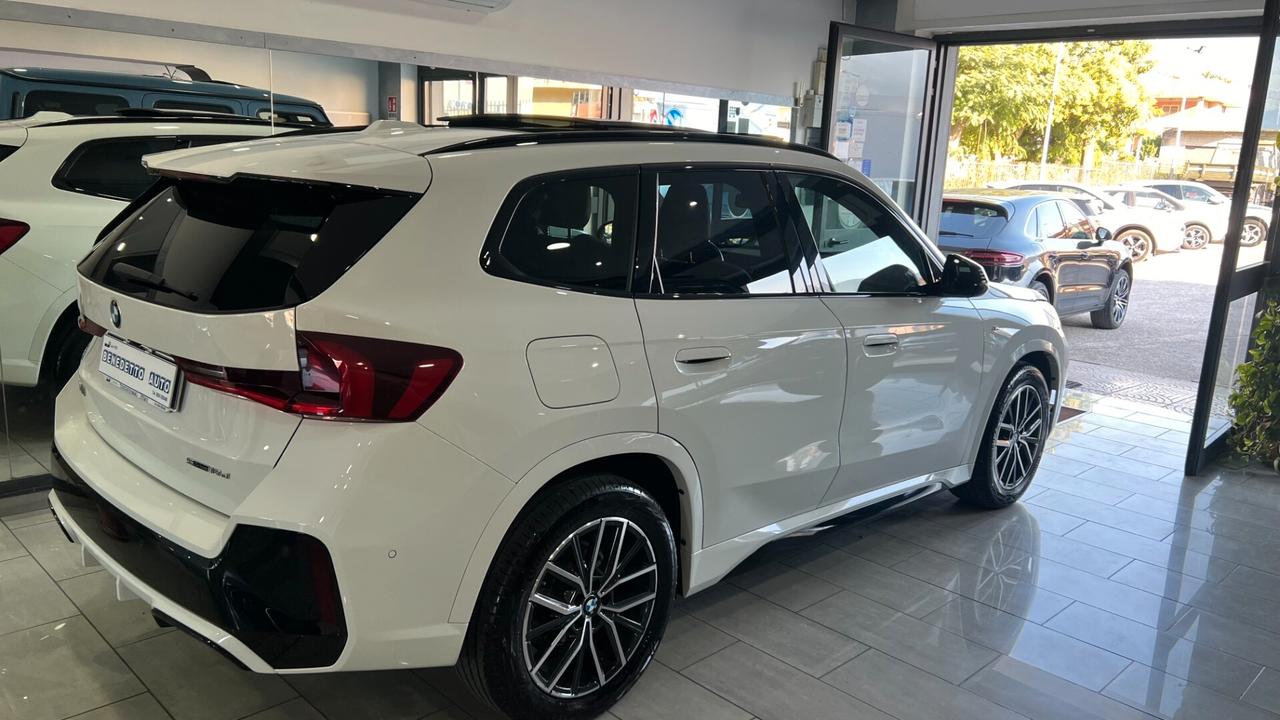 BMW X1 2.0 M SPORT TETTOAPRIBILE UFF ITALIA