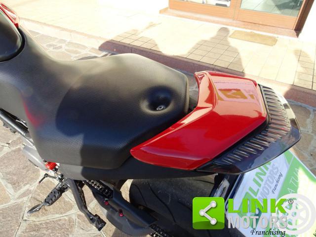 DUCATI Hypermotard 796 Anno 2010