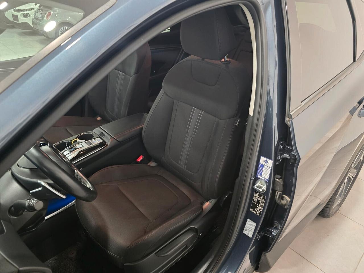 Hyundai Tucson 1.6 HEV aut. XLine (vettura con gancio traino)