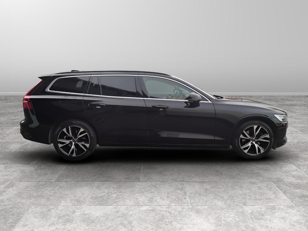 VOLVO V60 II 2023 - V60 2.0 b3 Core auto