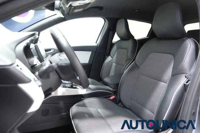 RENAULT Clio TCE 90 CV 5 PORTE TECHNO NEOPATENTATI