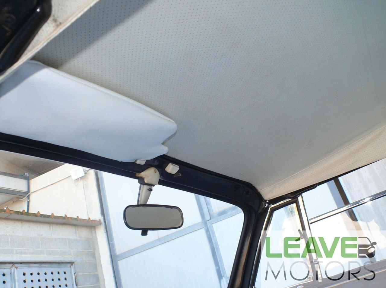 Volkswagen Maggiolino CABRIO (M1100)