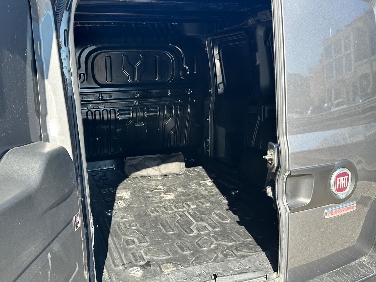 Fiat doblo maxi 3 posti 1.6 mtj 120cv lounge