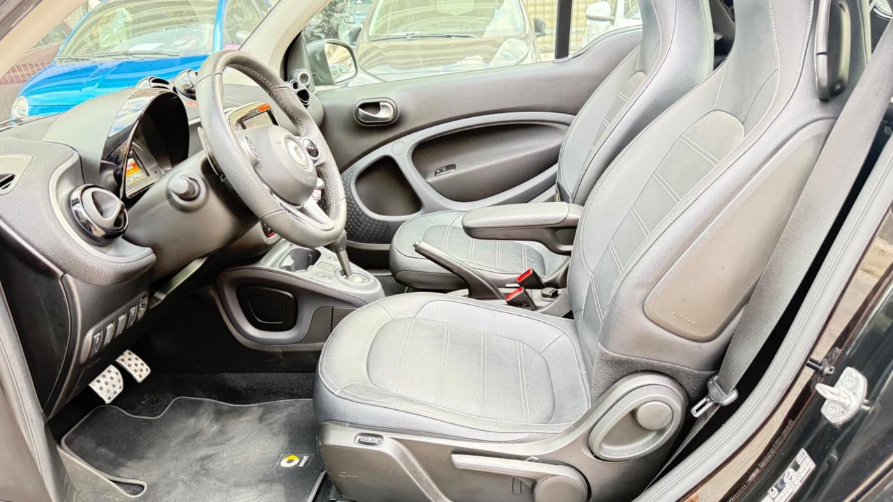 Smart ForTwo 90 0.9 T twinamic cabrio Prime LED NAVI KAMERA JBL PACCHETTO BRABUS PDC