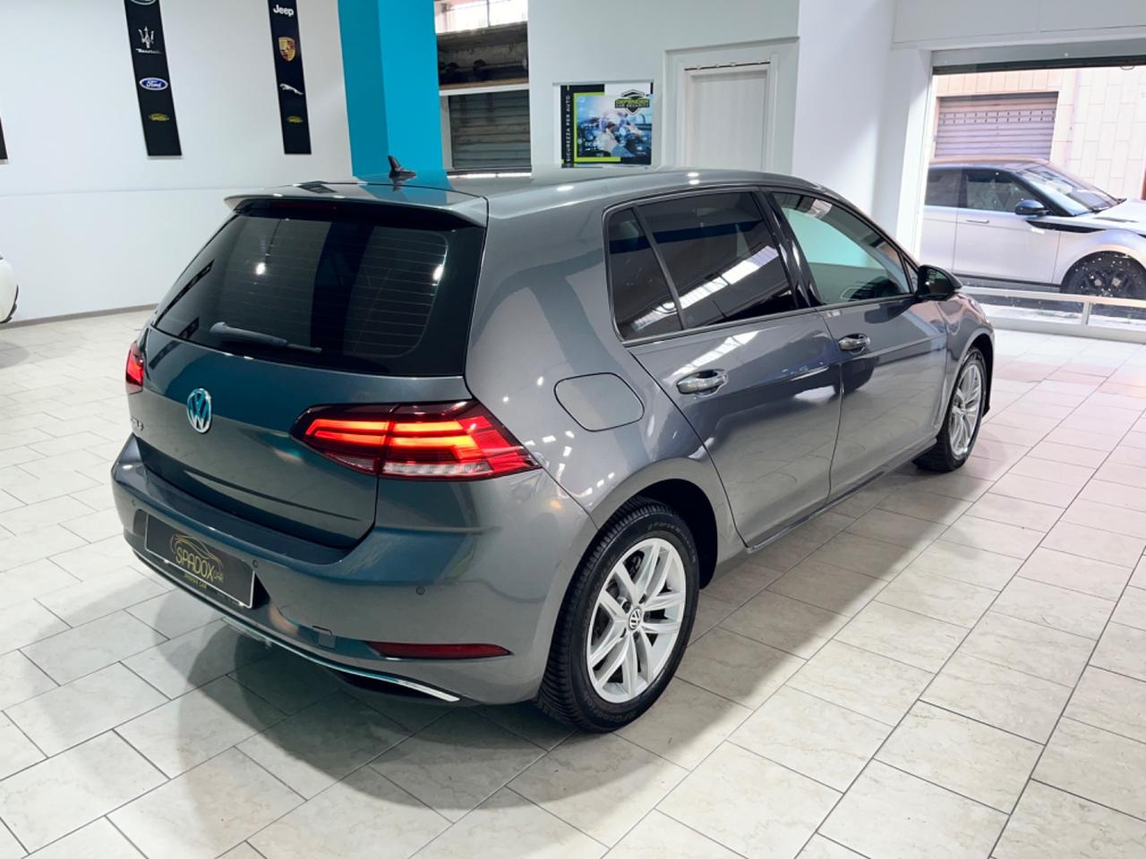 VOLKSWAGEN GOLF 2018 AUTOMATICO *UNICOPROPRIETARIO