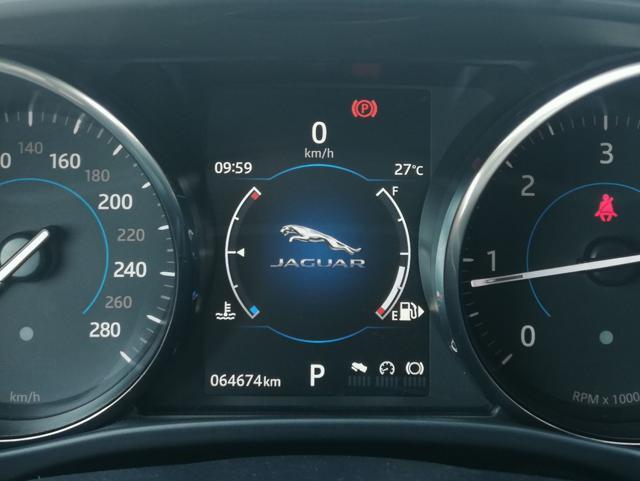 JAGUAR XE 2.0 D Turbo 180 CV AWD aut. R-Sport