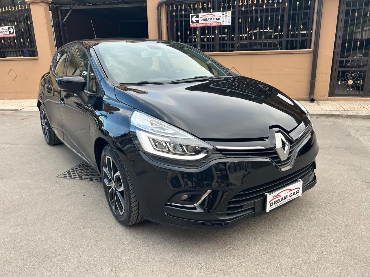 Renault Clio dCi 8V 75 CV 5 porte Moschino Zen