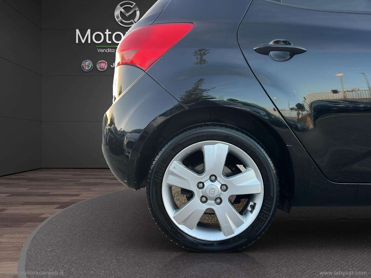 KIA Venga 1.4 CRDi 90 CV Cool