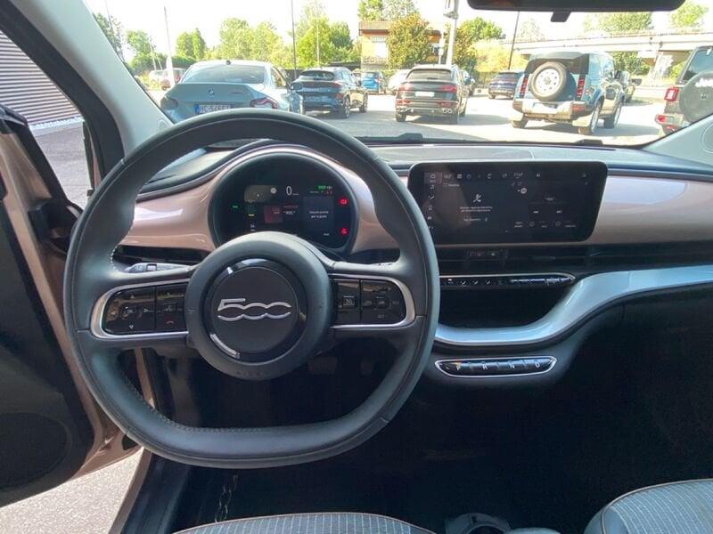 FIAT 500 Electric Icon 43 kW/Max 118 CV