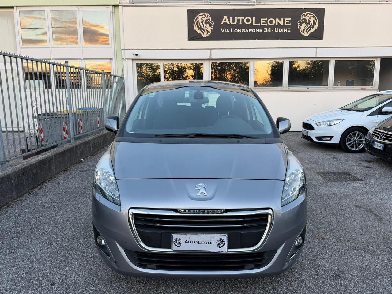 Peugeot 5008 BlueHDi 120 EAT6 S&S Allure