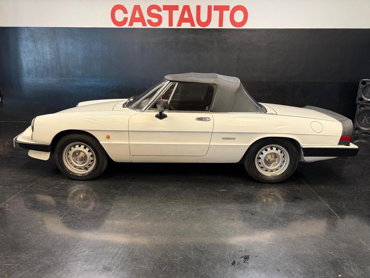 Alfa Romeo Duetto Spider 1.6