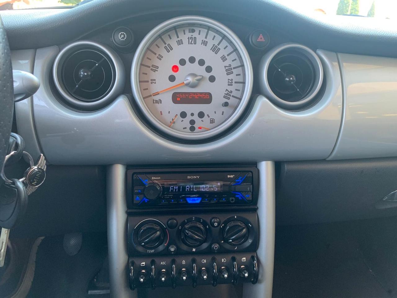 Mini Cooper 1.6 16V Neopat.