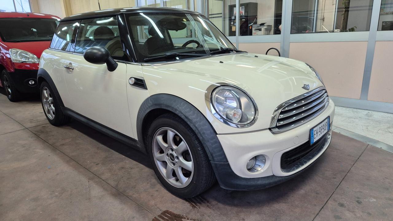 Mini 1.6 16V One (55kW)