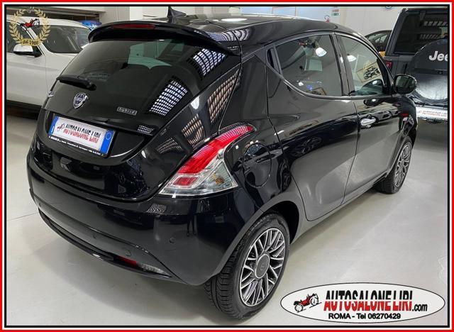 LANCIA Ypsilon HYBRID 1.0 FireFly GOLD PLUS