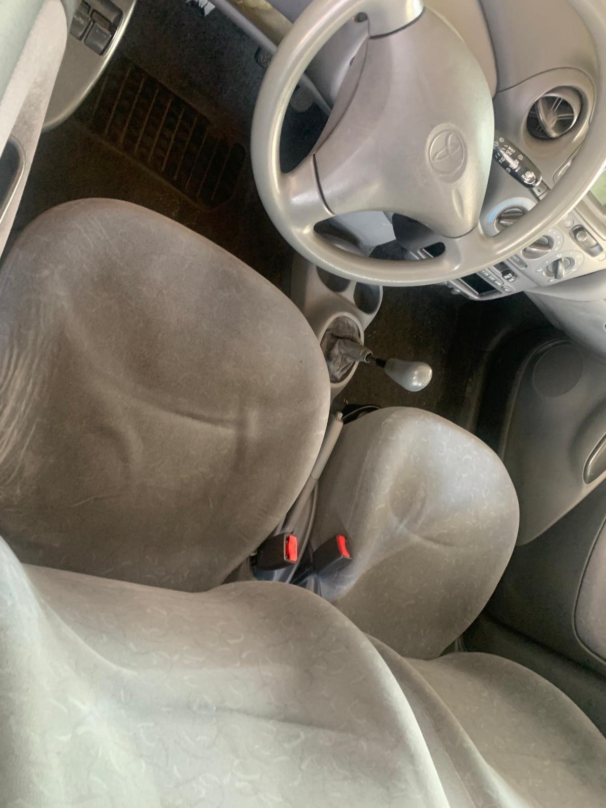 Toyota Yaris 1.0i 16V cat 5 porte