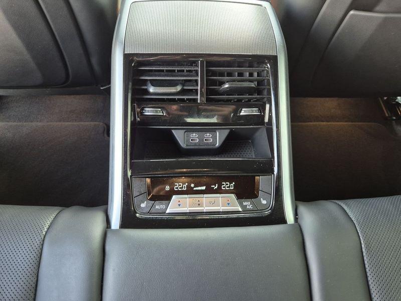 BMW Serie 8 840d Gran Coupe mhev 48V xdrive auto