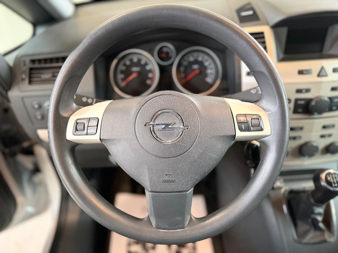 Opel Zafira EDITION GPL 7 POSTI NEOPATENTATI