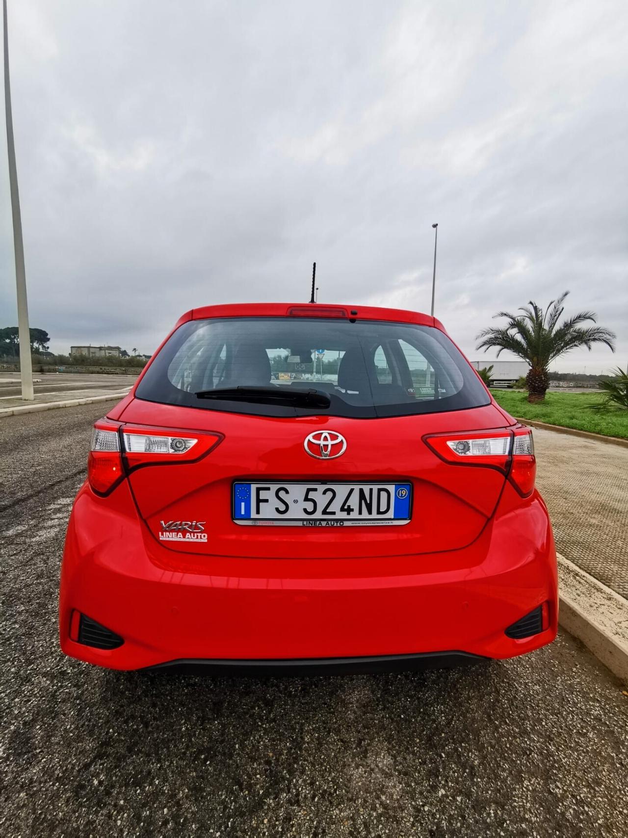 Toyota Yaris 1.0 72 CV 5 porte Active - 2019