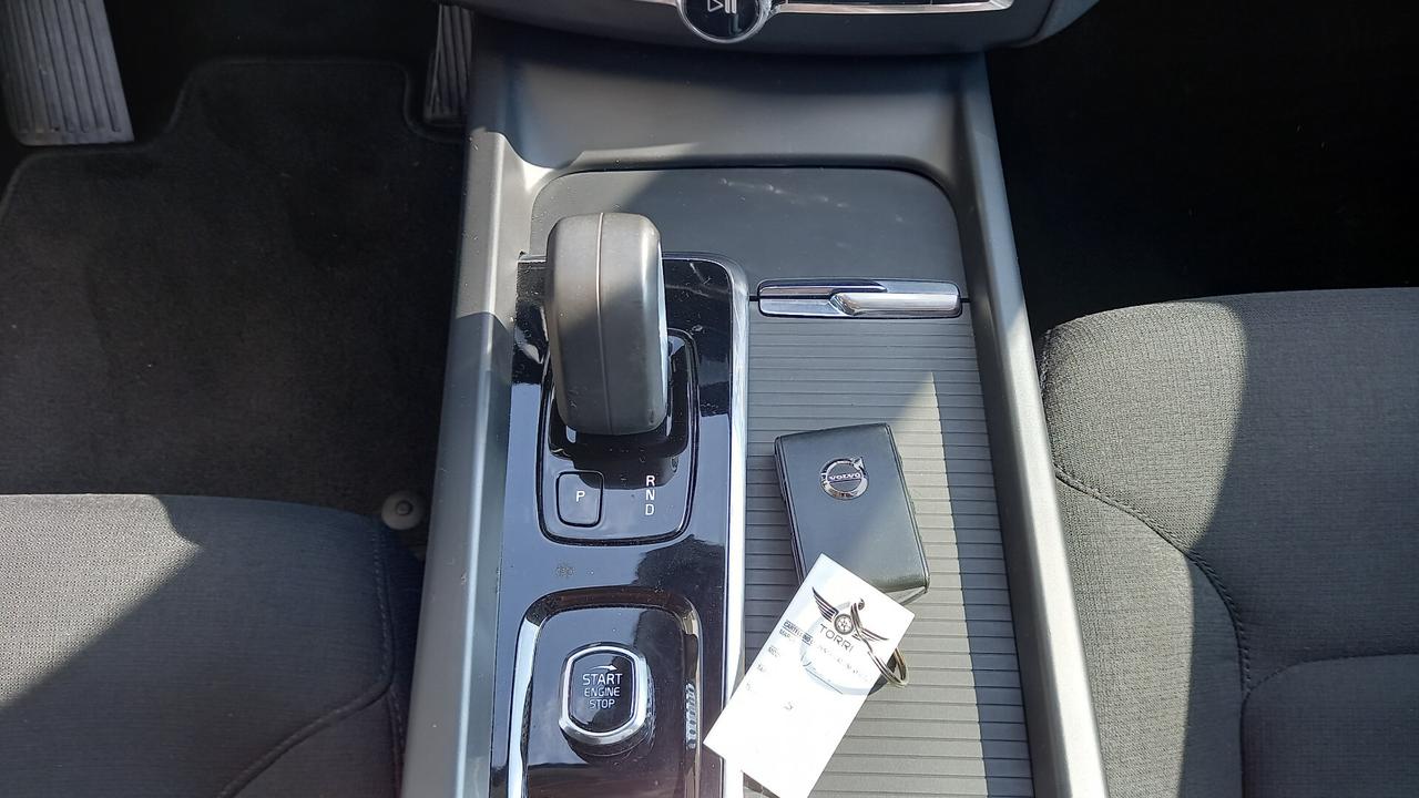 Volvo XC 60 XC60 B4 (d) AWD Geartronic Business