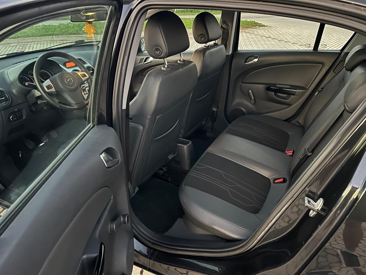 Opel Corsa 1.2 85CV 5 porte GPL-TECH Edition