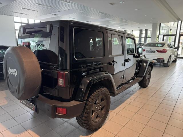Jeep Wrangler Unlimited 2.8 crd Sahara auto