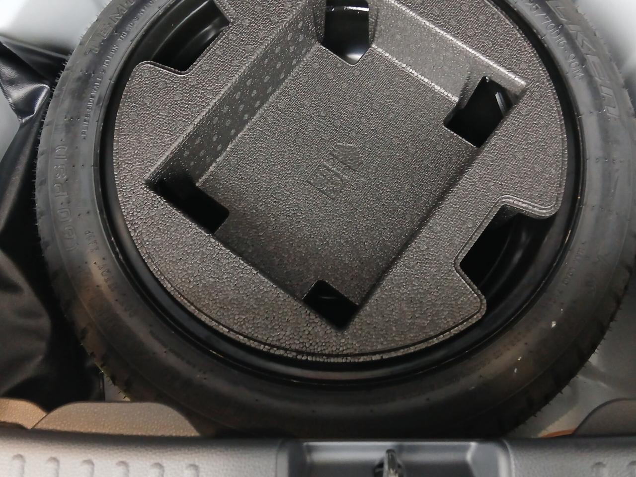 Toyota Yaris 1.5 Hybrid 5 porte Active + BUSINESS PACK 115CV