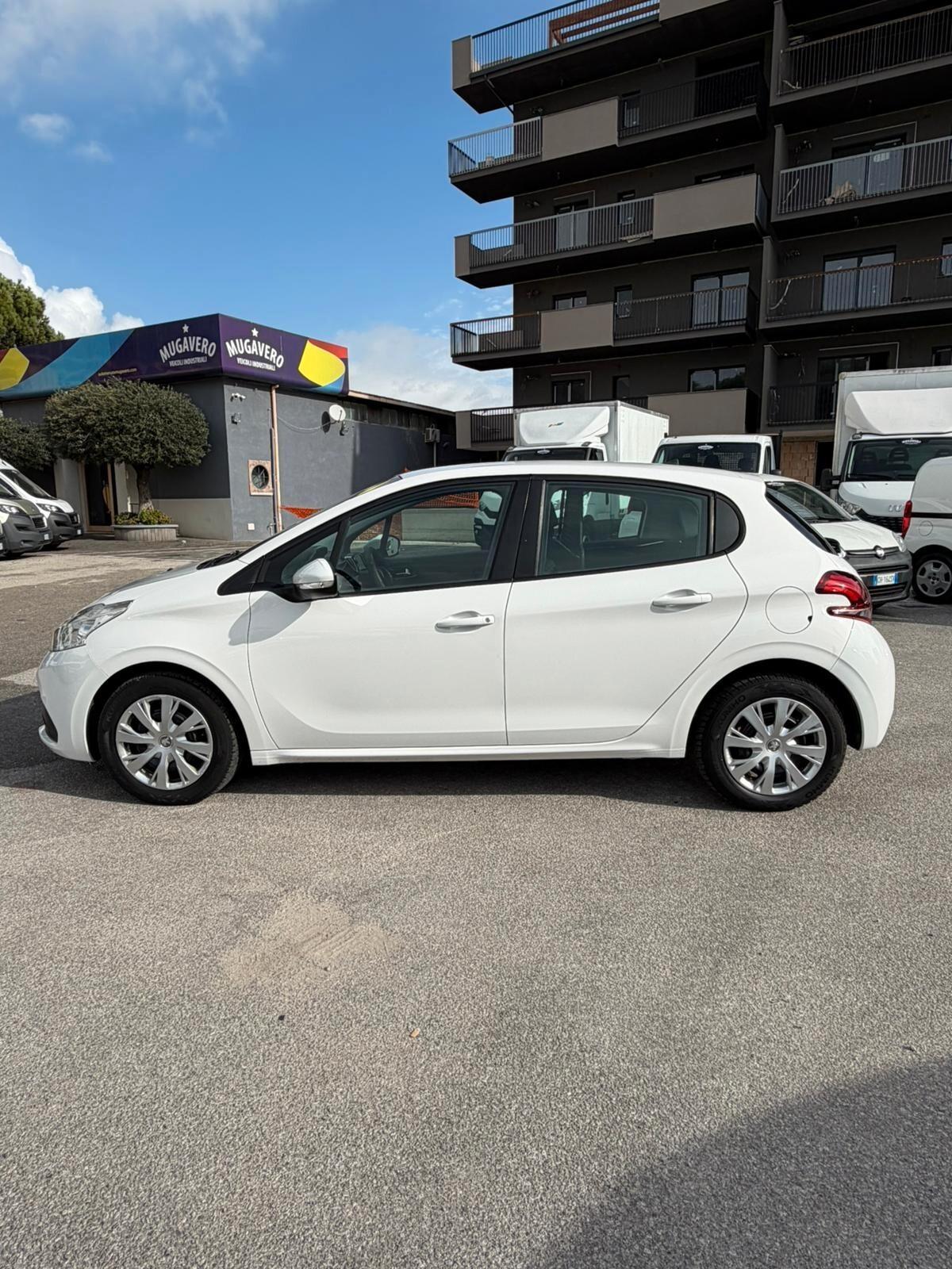PEUGEOT 208 1.5HDI AUTOCARRO 2 POSTI