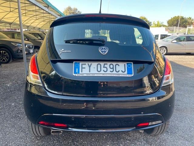 Lancia Ypsilon 1.2 69 CV 5 porte Gold