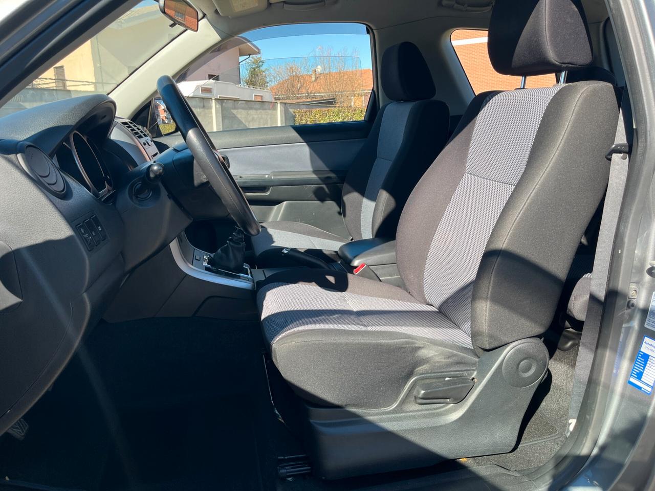 Suzuki Grand Vitara 1.6 *4X4 *BENZINA *POCHI KM