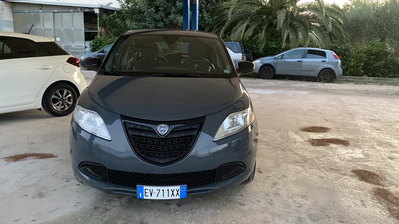 Lancia Ypsilon 1.2 69 CV 5 porte S&S Silver ---KM CERTIFICATI---POSSIBILITA' collaborazione stock auto per commercianti ---