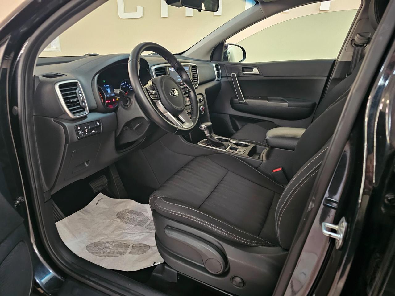 Kia Sportage 1.6 CRDI 136 DCT7 2WD Mild Hybrid Black Edition