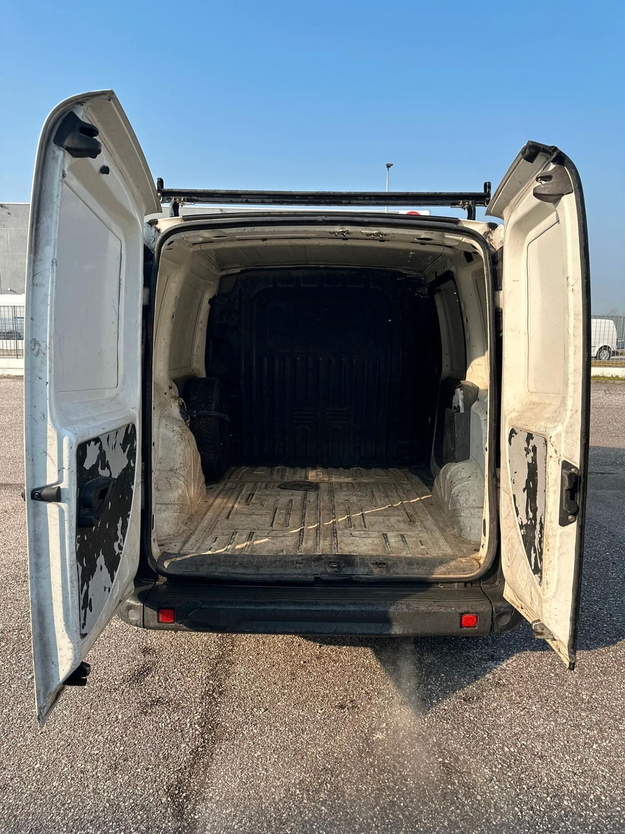 Fiat Doblò 1.6 16V Nat.Pow.PC-TN Car.S.vtr.SX