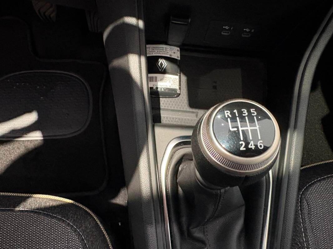 Renault Captur 1.0 tce Techno 90cv