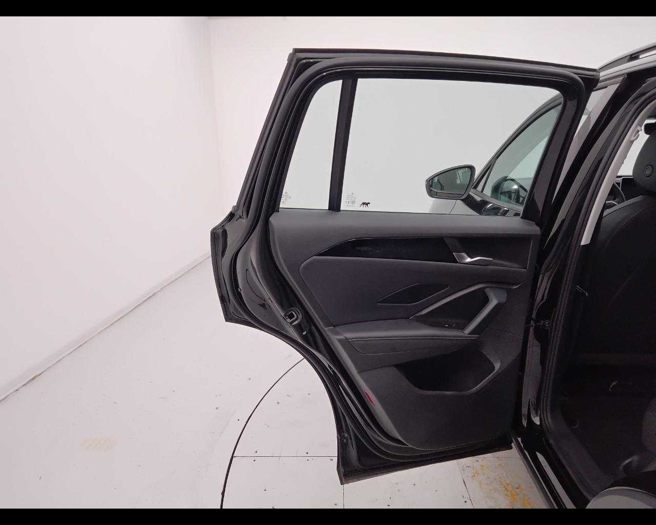 VOLKSWAGEN Tiguan III 2024 - Tiguan 2.0 tdi Life 150cv dsg