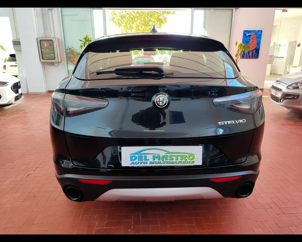 ALFA ROMEO Stelvio 2.2 Turbodiesel 160 CV AT8 RWD Ti