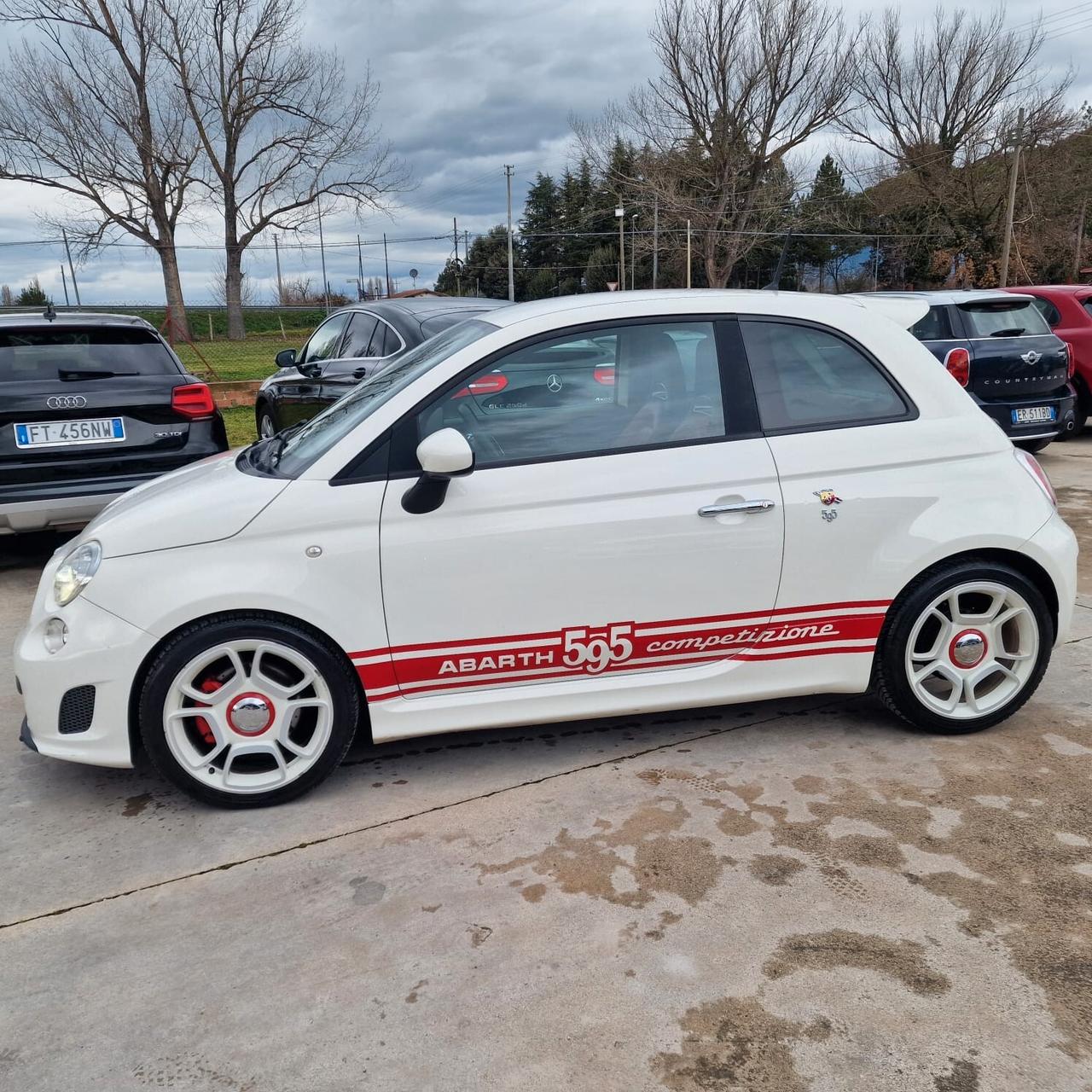 Abarth 595 1.4 Turbo T-Jet 180 CV Competizione