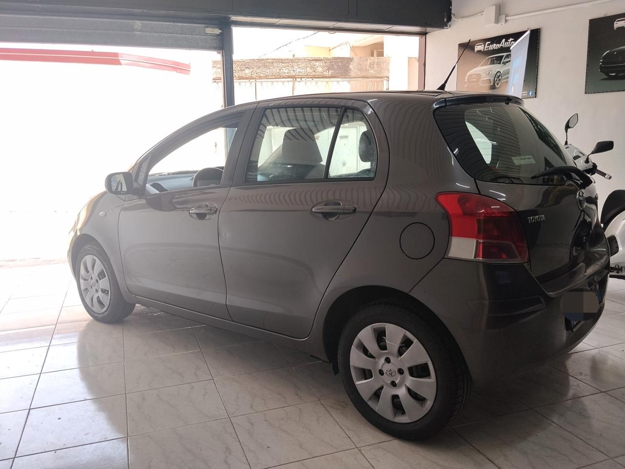 Toyota Yaris 1.0 benzina 2009 CON GARANZIA