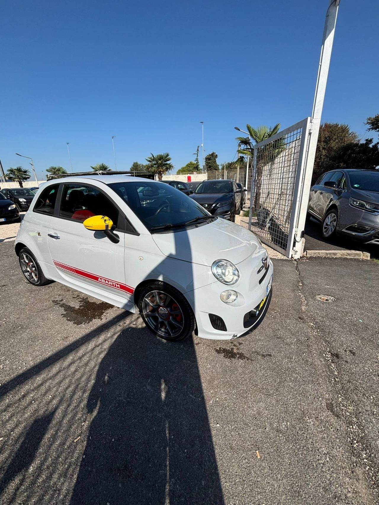 Abarth 500 1.4 Turbo T-Jet MTA Custom