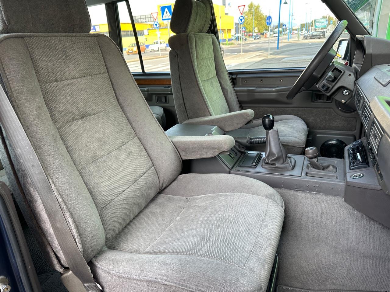 Land Rover Range 2.5 TD 5 porte Vogue