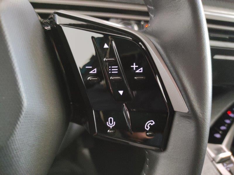 PEUGEOT 3008 3ª serie - 3008 Hybrid 145 e-DCS6 Allure