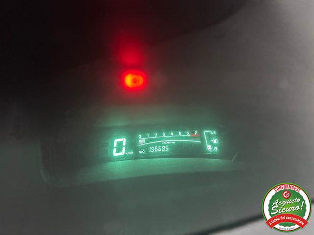 TOYOTA Yaris 1.3 5 porte