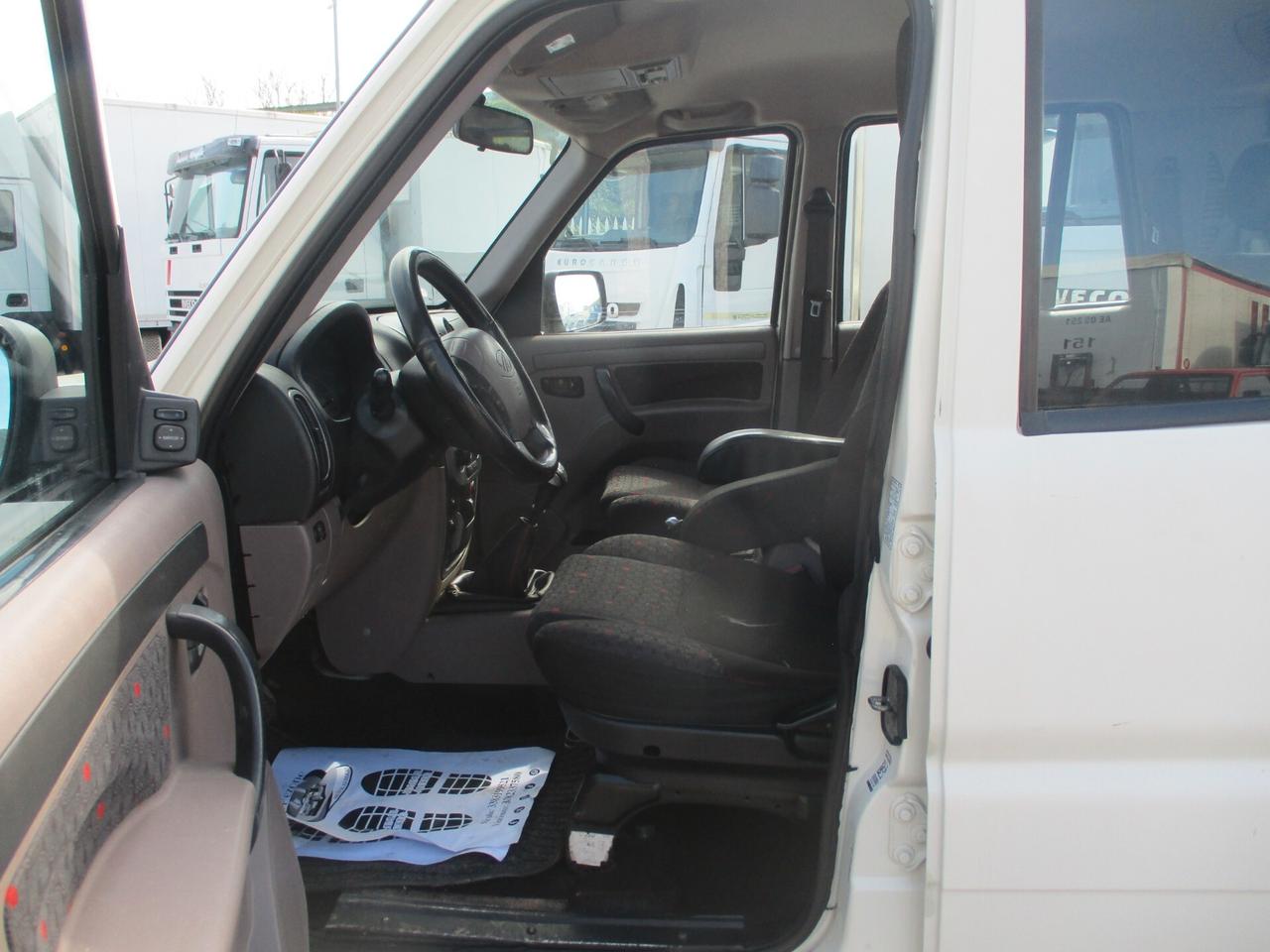 Mahindra Goa 2.2 CRDe 16V 2WD SC Pick-Up