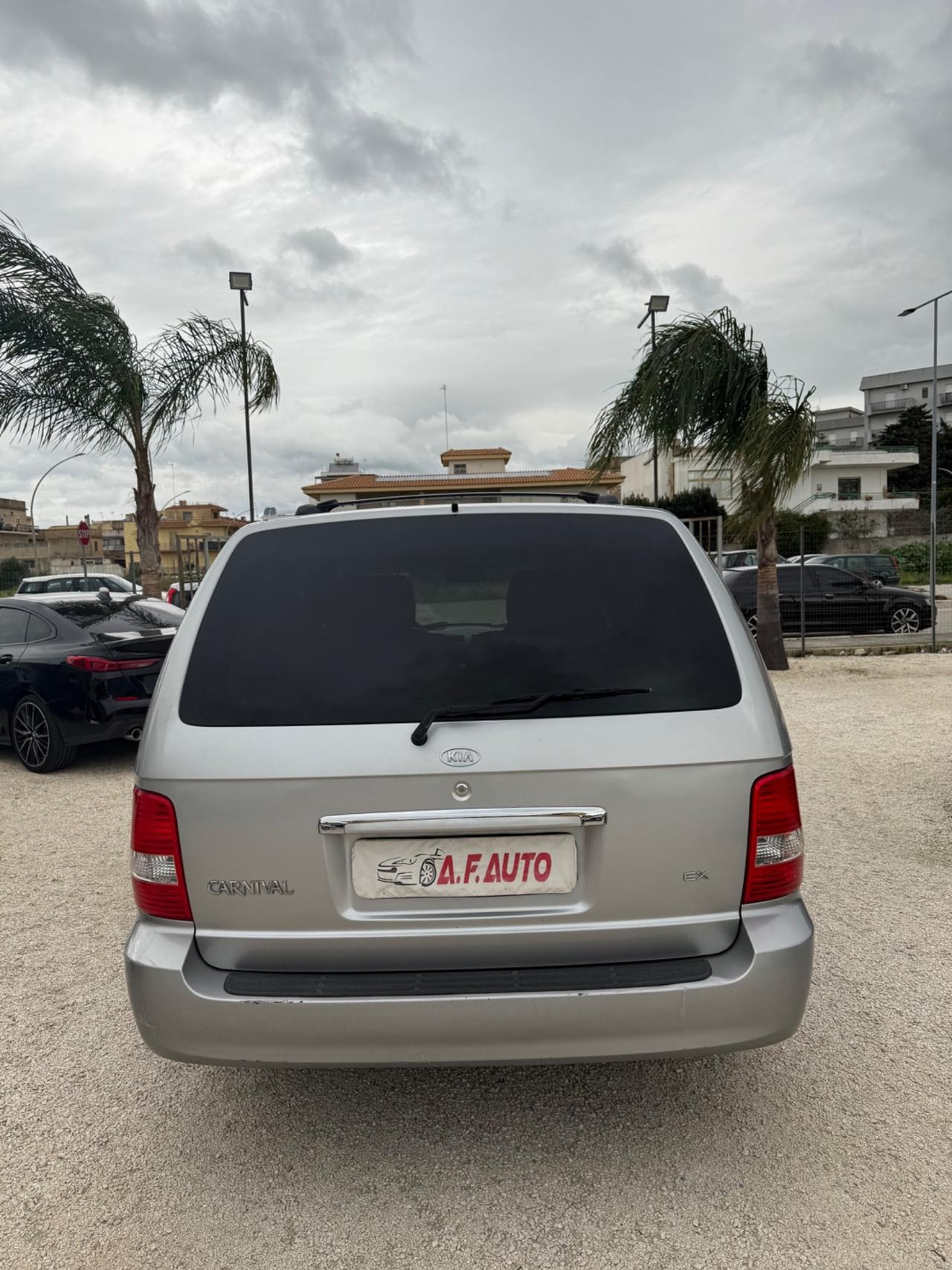 Kia Carnival 2.9 16V CRDi cat EX Comfort